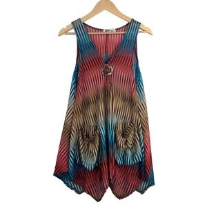 Rima‎ Tunic Top sz L Multi Color Geometric Sharkbite Hem artsy rainbow
